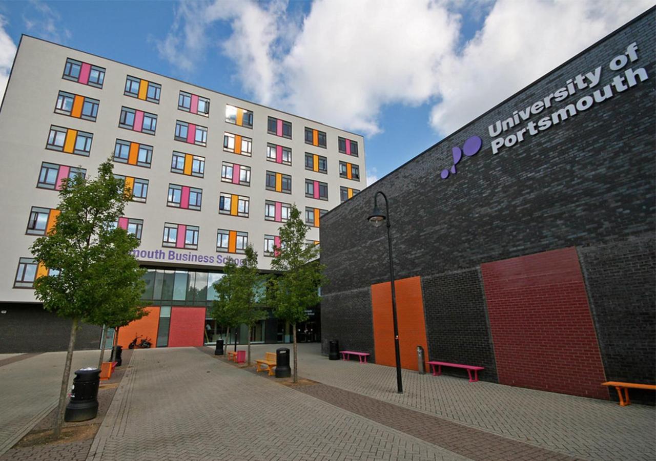 Flat A - Spacious Ground Floor, 1 Bedroom Apartment In Central Southsea, Portsmouth Exterior foto